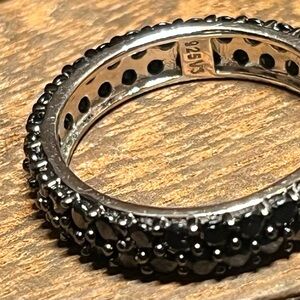Vintage Sterling Silver Onyx Eternity ring 925 Size 8